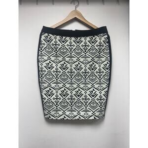 NWT Black White Geometric Monochrome Aztec Pattern Pencil Skirt L